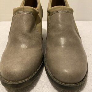 Naturalizer NaturalSoul tan/beige ankle booties, size 7.5M